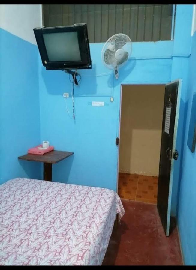 Hospedaje Independencia بوكالبا المظهر الخارجي الصورة
