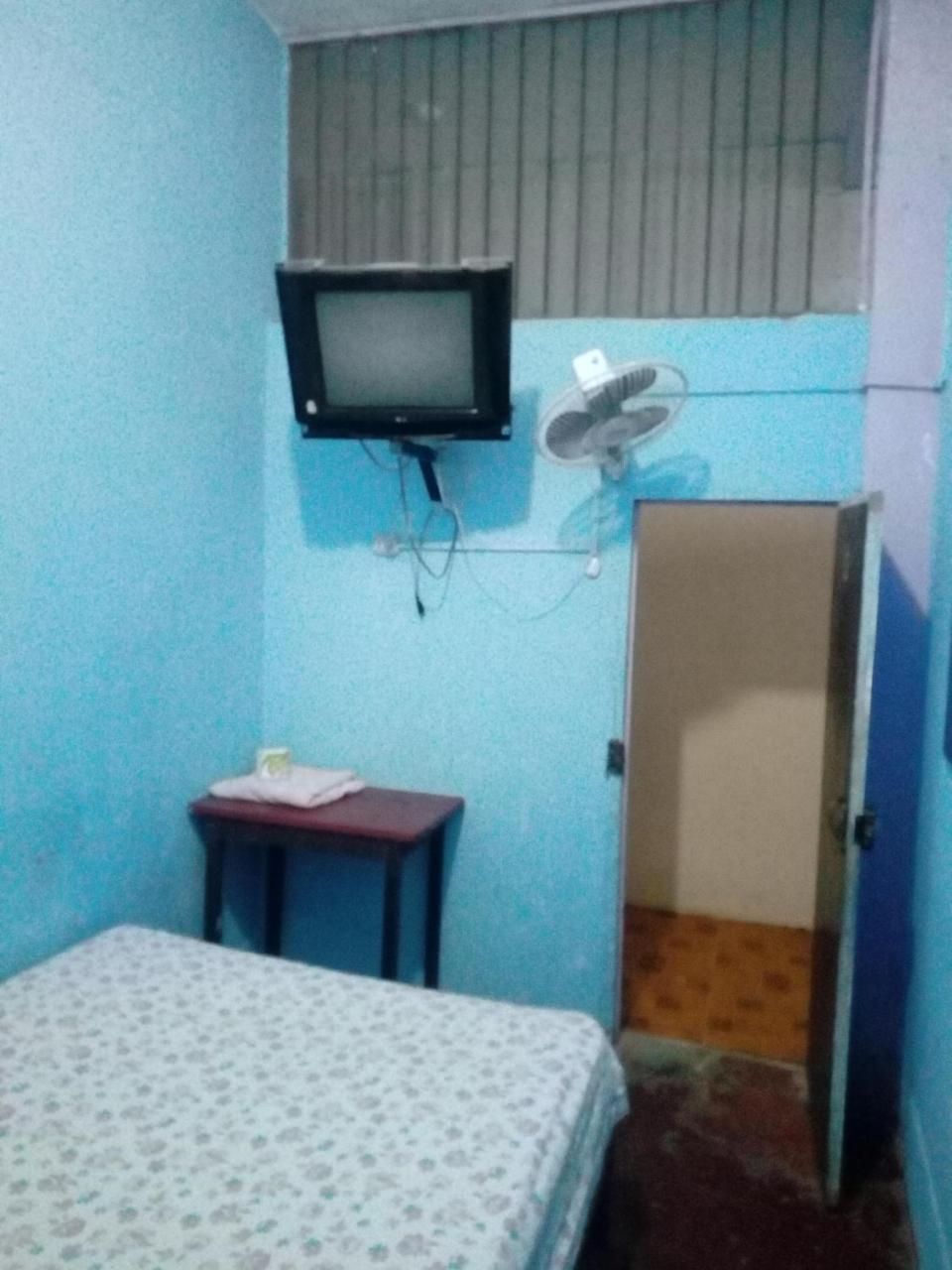 Hospedaje Independencia بوكالبا المظهر الخارجي الصورة