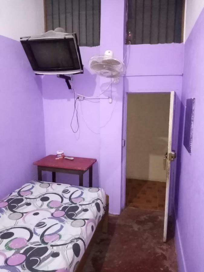 Hospedaje Independencia بوكالبا المظهر الخارجي الصورة
